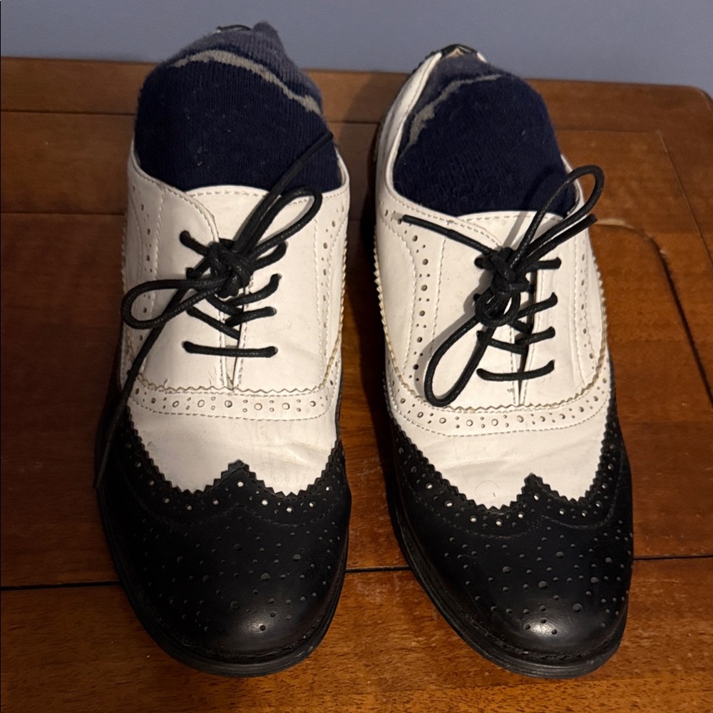 Wanted Black and White Womens Oxfords
